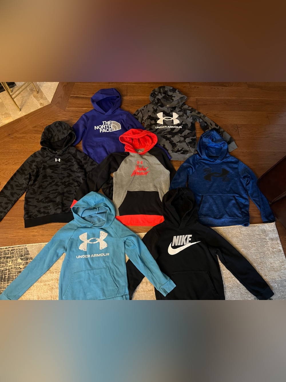 Sweatshirt Lot of 7; Youth Medium